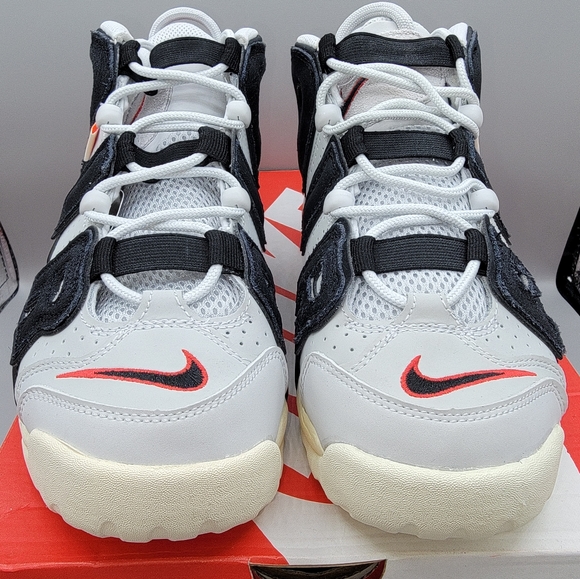 Nike Youth Air More Uptempo Hoops (GS) Shoes White Black Orange DX3360-001 NEW - Picture 2 of 6